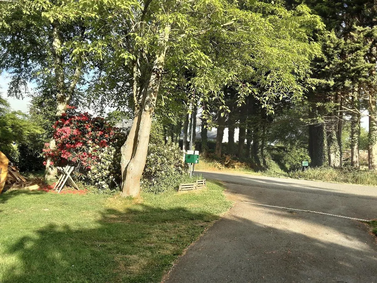 Ty Eflenn Bed & Breakfast Locunole